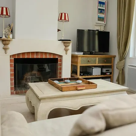 La Maison Bleue * Cabourg