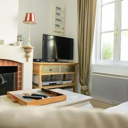 La Maison Bleue Holiday home *